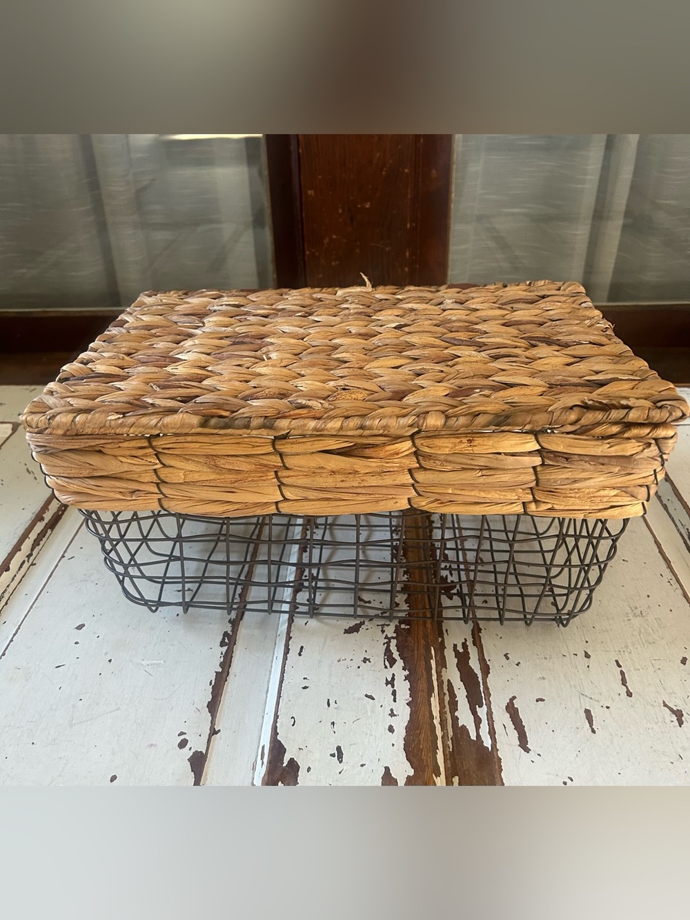 Harry & David Wicker and Wire basket 13" x  9"  X  7.5" Hinged Lid